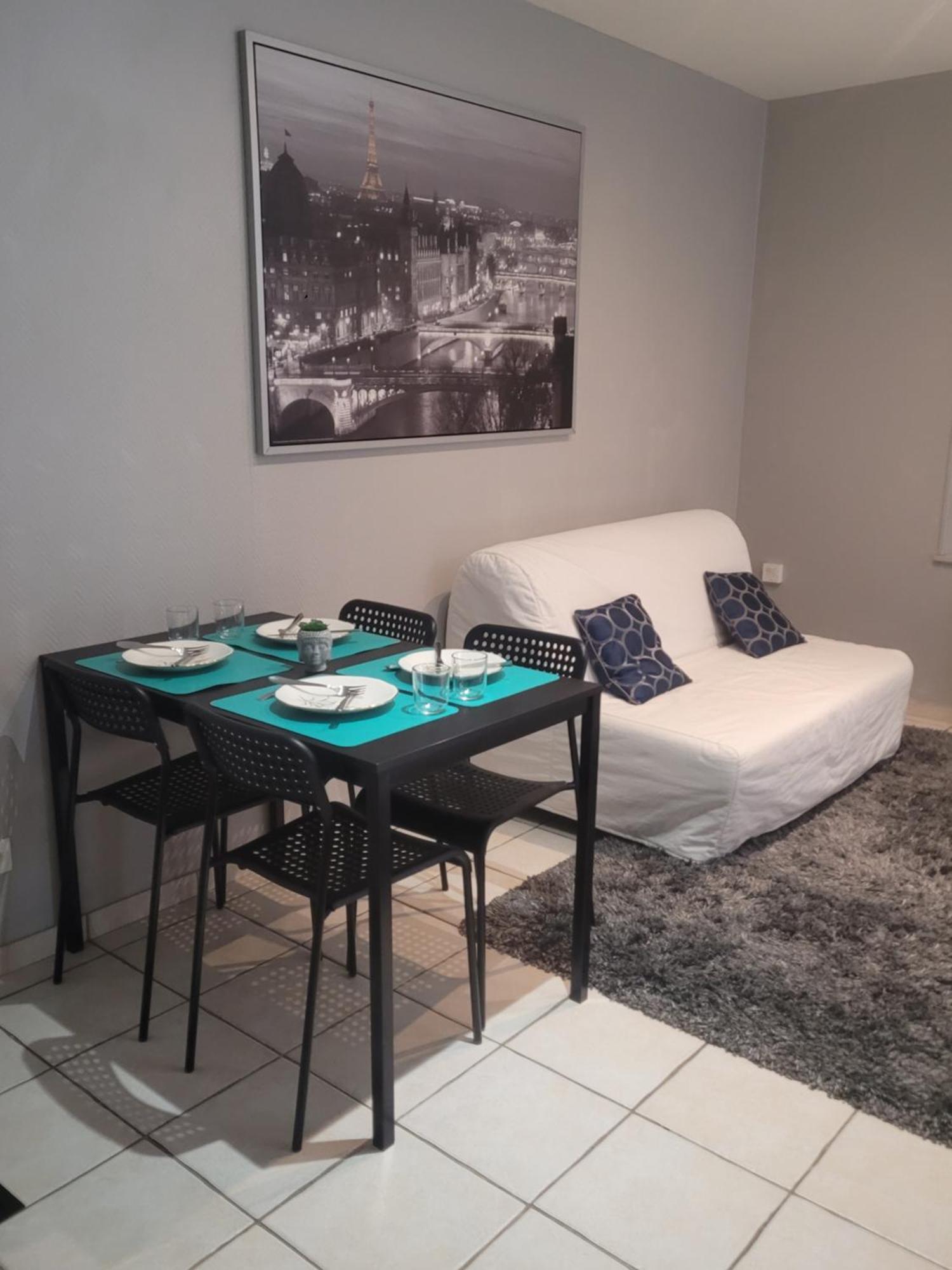 Appartement Cosy Dans Beau Village De Champagne Cormicy Exteriér fotografie